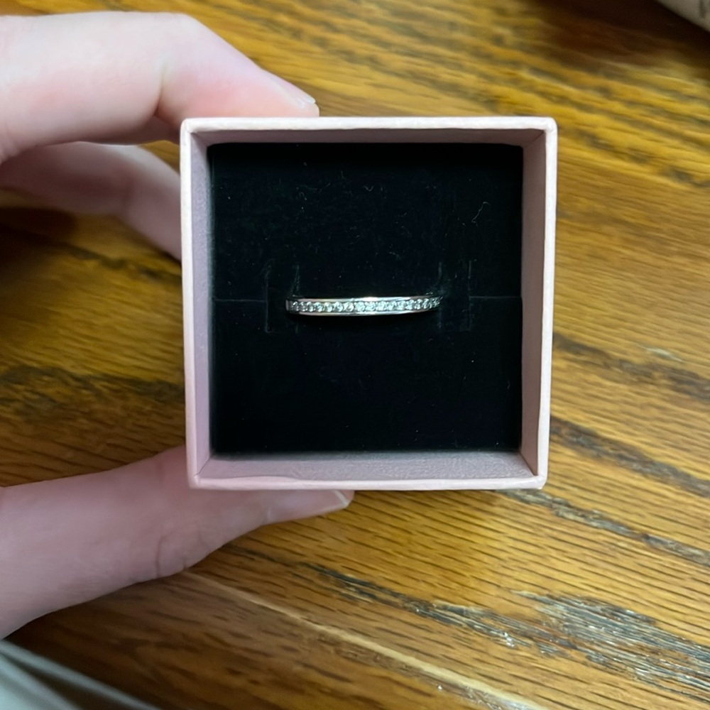 Pandora ring